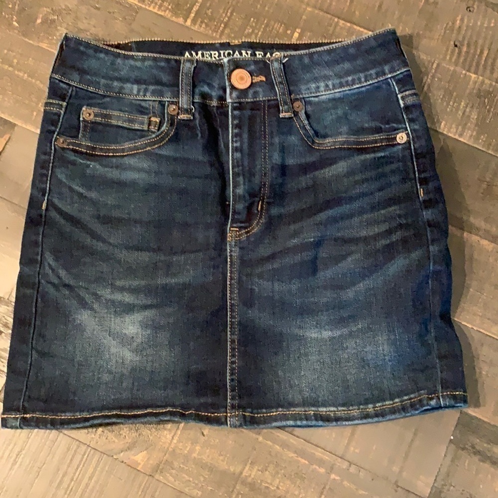 American Eagle Hi-Rise Mini Denim Skirt Dark Wash Next Level Stretch Size 0